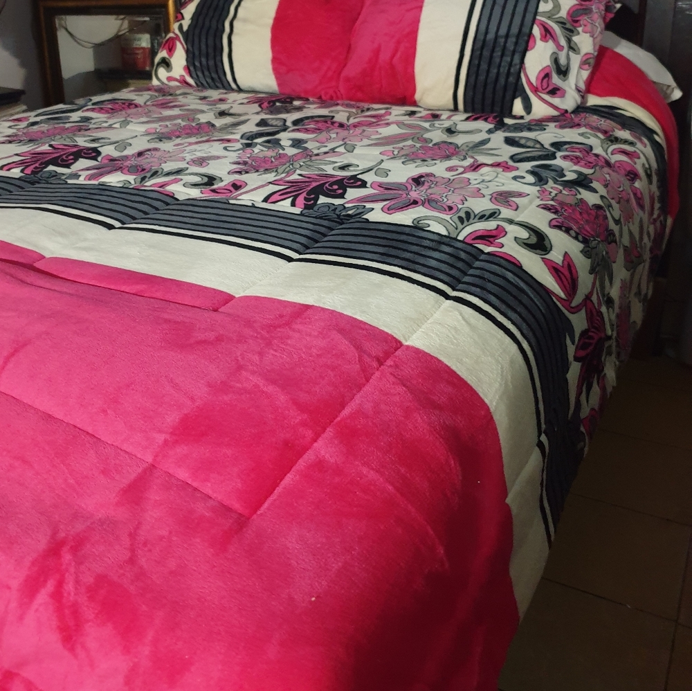 borrego style sherpa set cal king ( pink lilly)